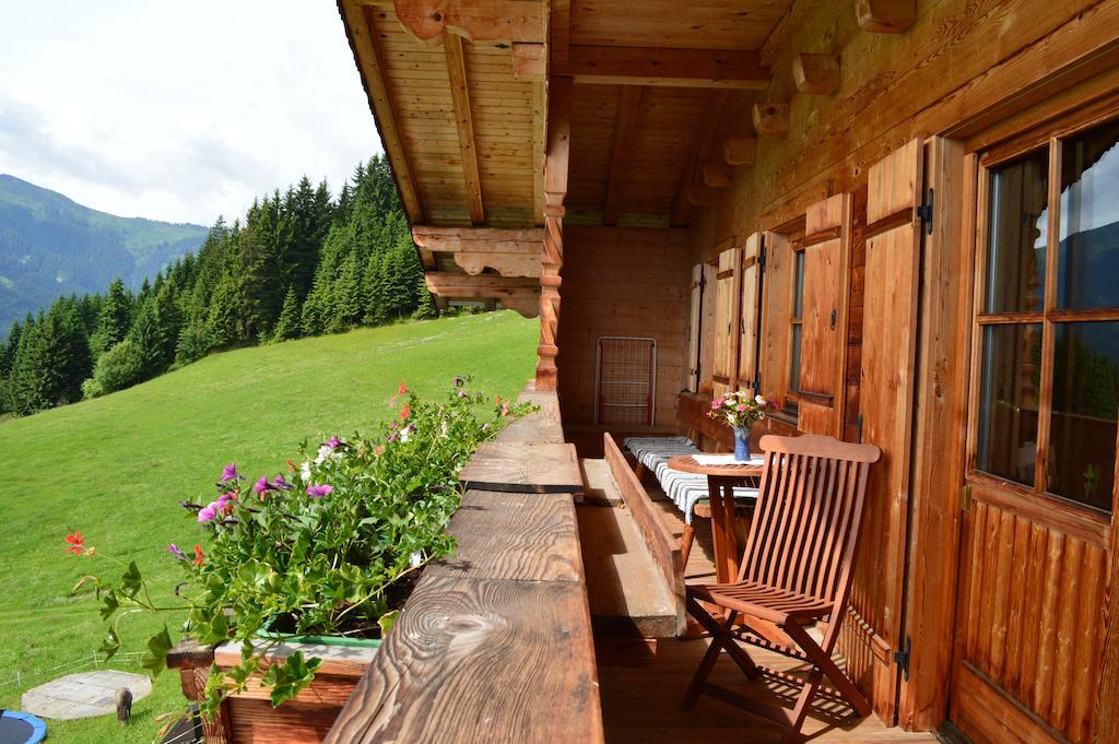 Biobauernhof Fleckl Villa Hopfgarten im Brixental Szoba fotó